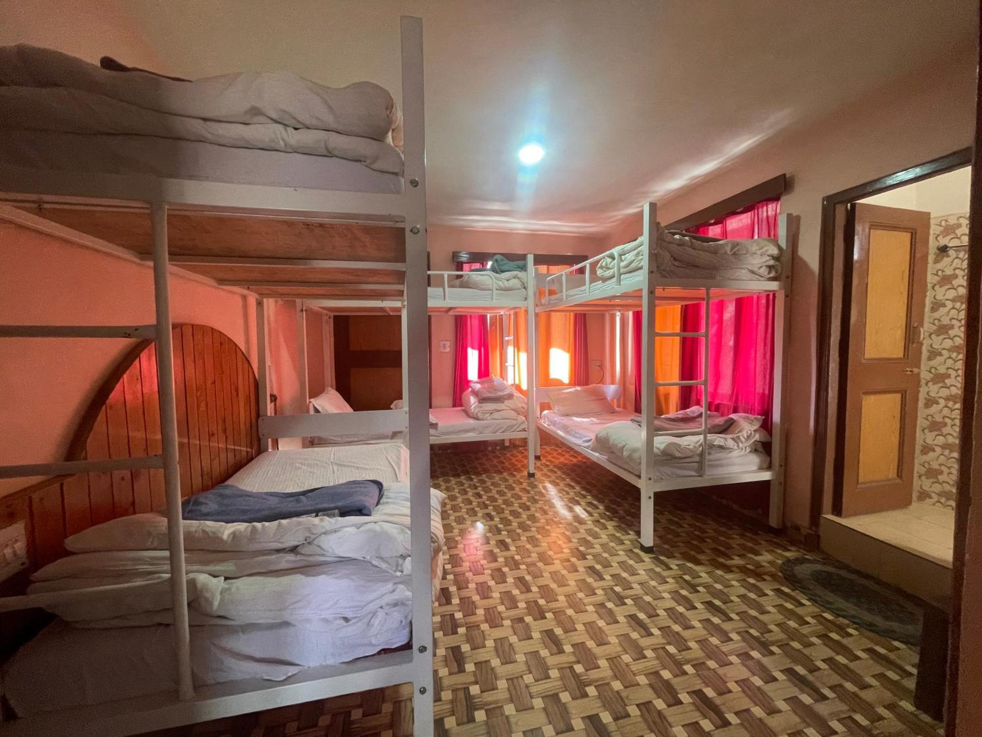 La Voglia-Old Manali Hostel Luaran gambar
