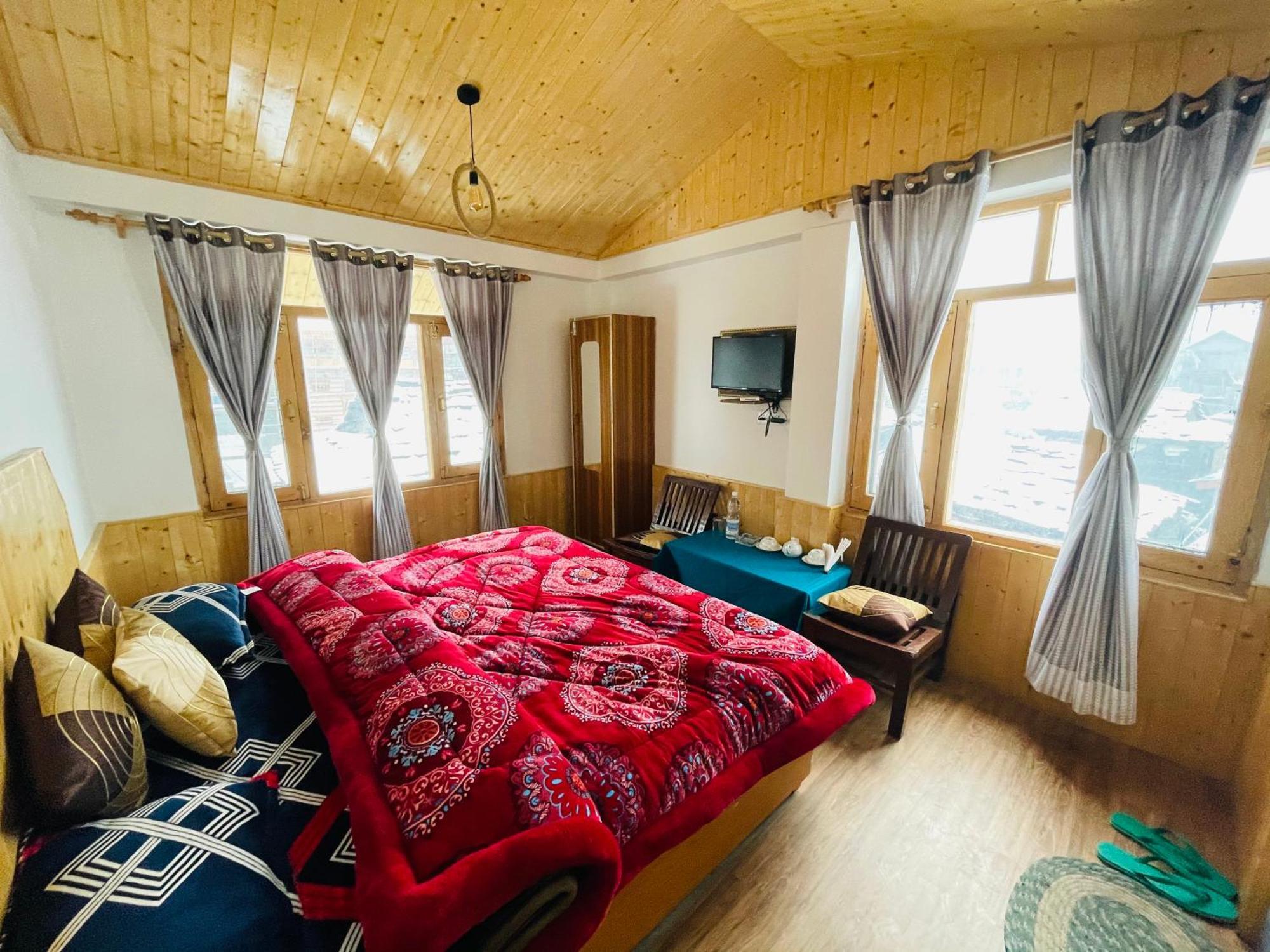 La Voglia-Old Manali Hostel Luaran gambar